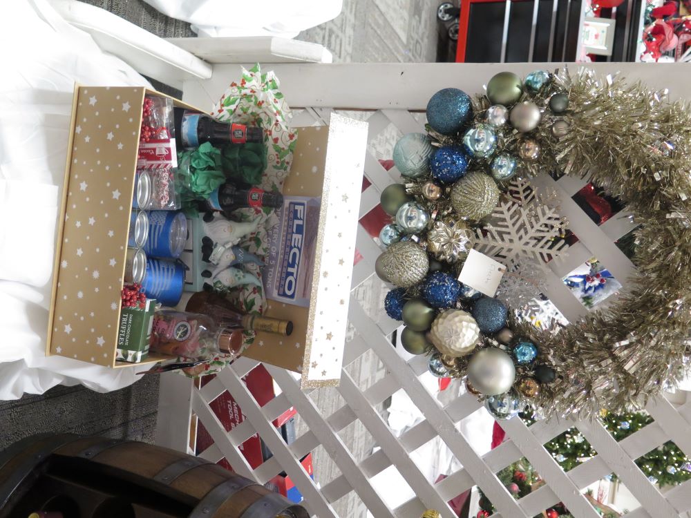 /Events/Festival Of Trees/Images/Flecto Construction.JPG